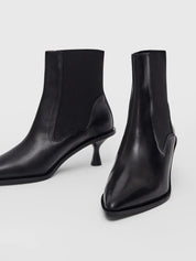 Trino Bootie Black Vacchetta