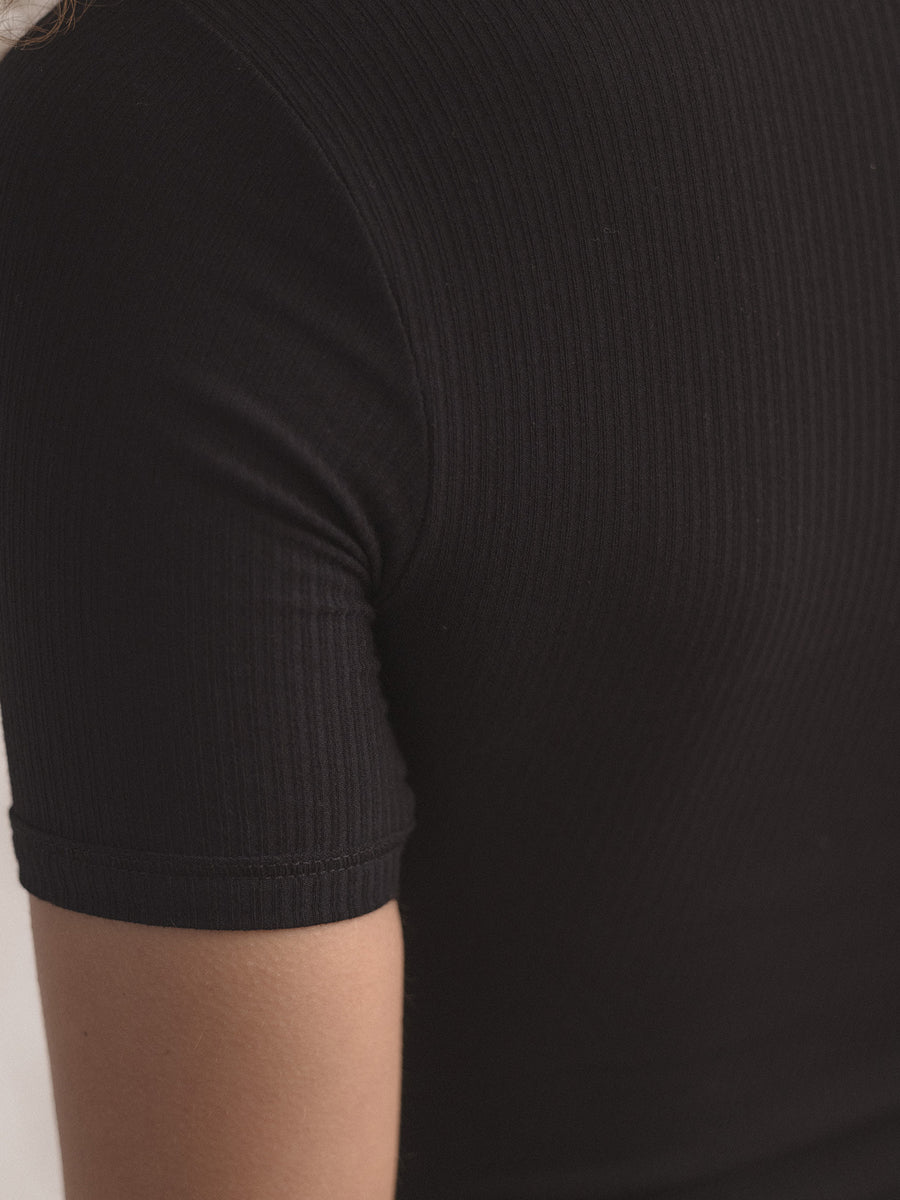 Heart Short Sleeve Black