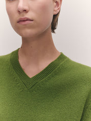 Sligo V-Neck Pickle Green