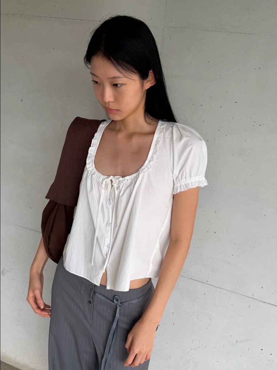 Flounced Top White
