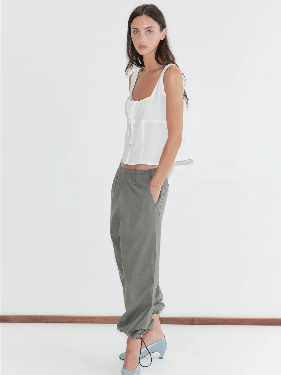 Relax Tie Top White