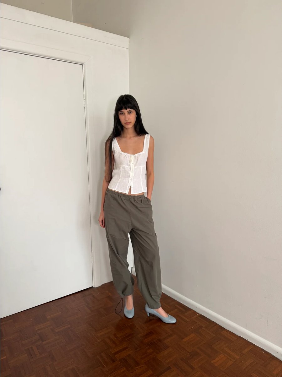 Relax Tie Top White
