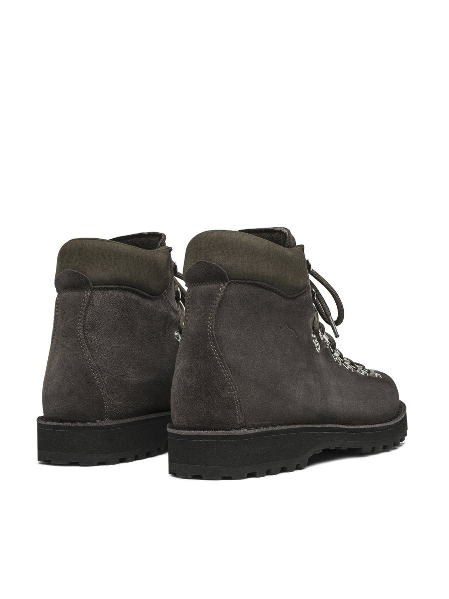 Roccia Vet Dark Fallow Suede