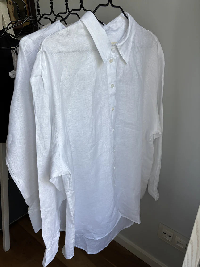 Fig & Honey Leinenshirt Oversized Weiß Hängerfoto
