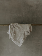 Fig & Honey Leinenshorts Beige Hängerbild Seitenansicht