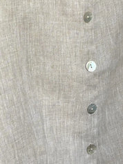 Fig & Honey beige Leinenweste Detailansicht