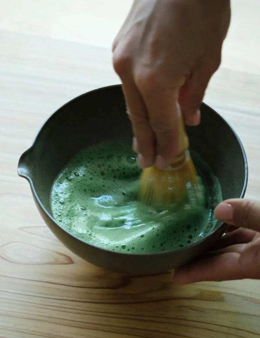 Ha-Porcelain-Matcha-Tea-Whisk.webp