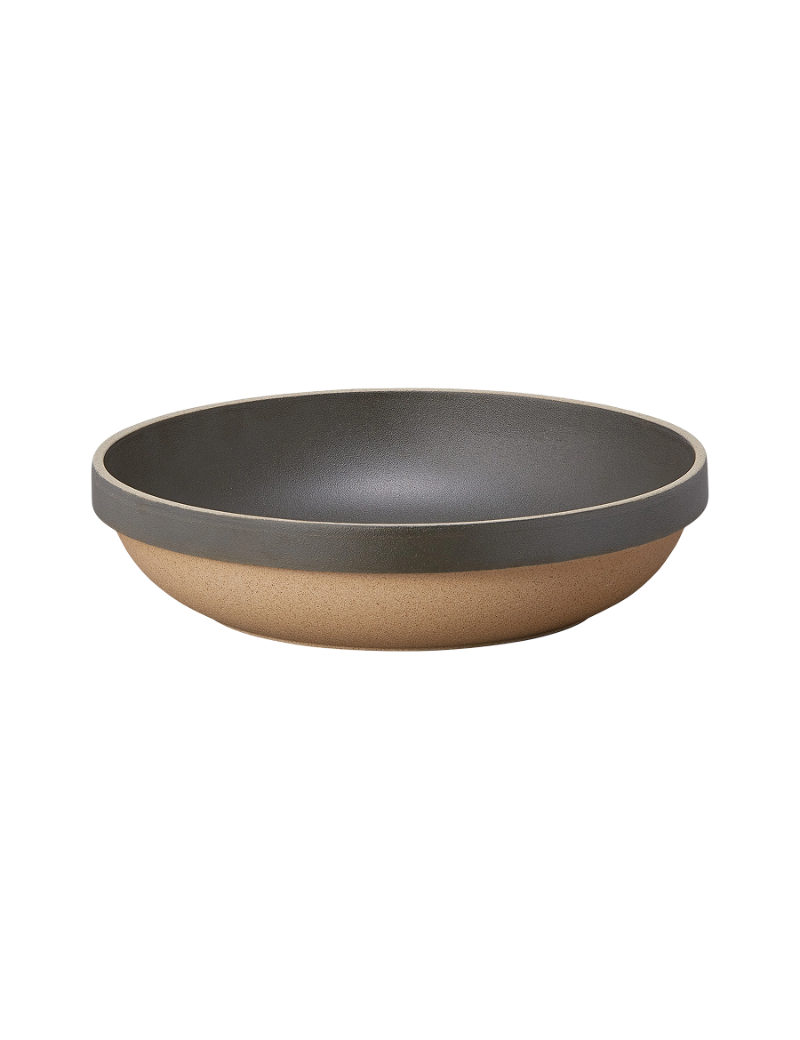 Hasami-Porcelain-Round-Bowl-220-Black-Freisteller.png
