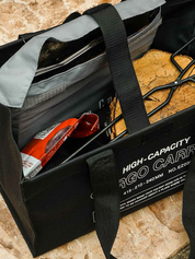Hightide Cargo Bag Tasche Beispiel Einsatz Aufbewahrung Gartenutensilien