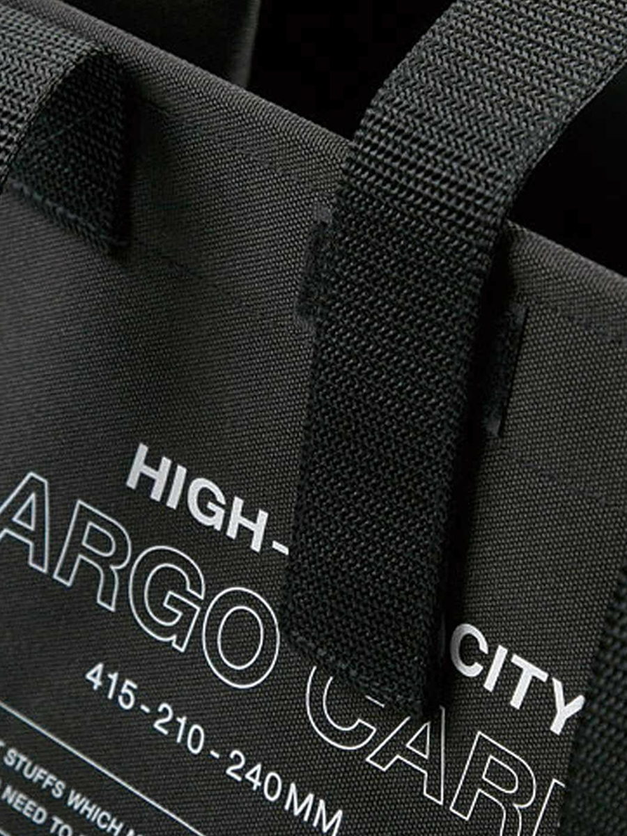 Hightide Cargo Bag Tasche Schwarz Detailansicht