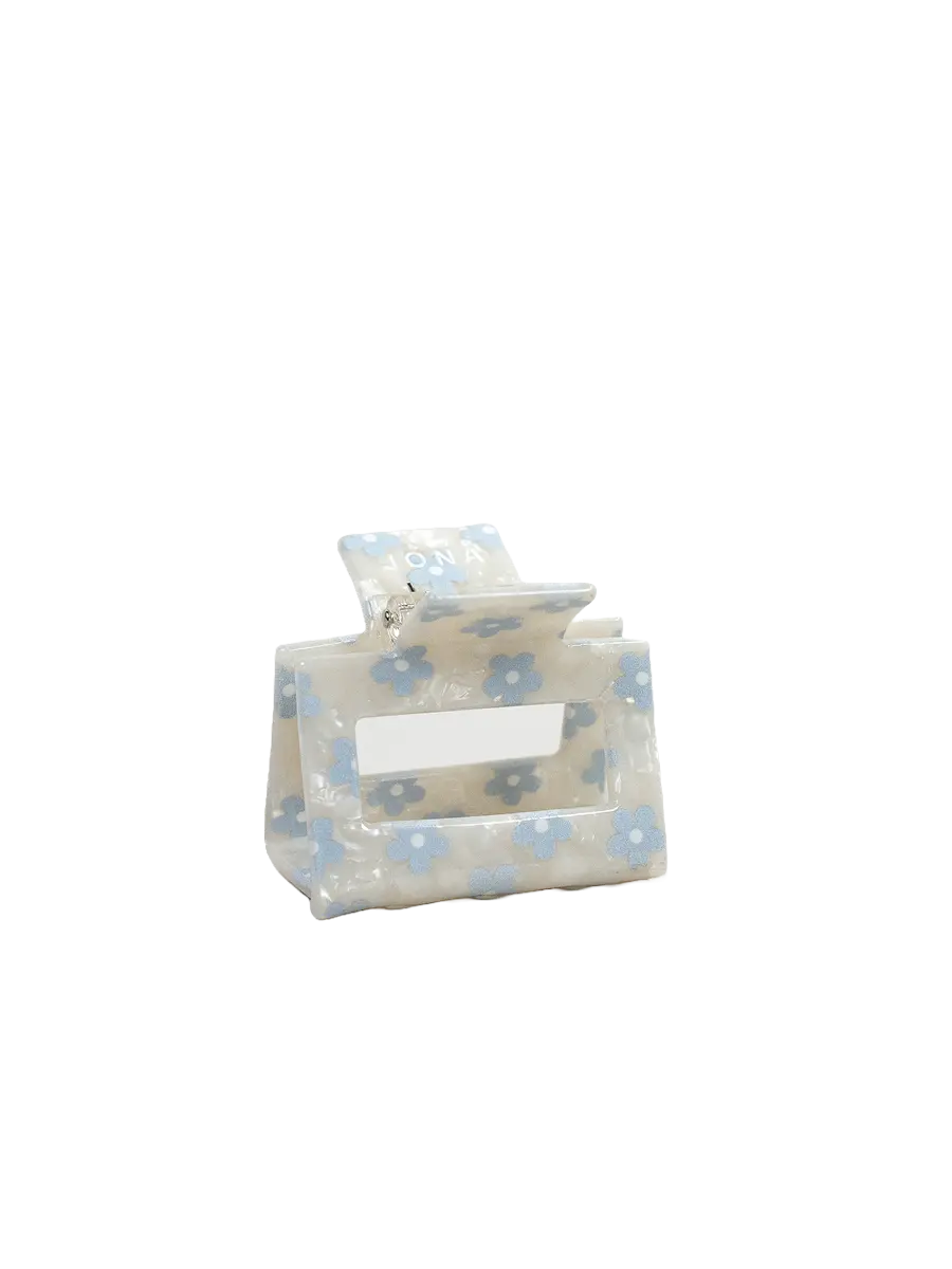 Jona Josefin Clip Haarspange Weiß mit Blauen Blumen Frontansicht