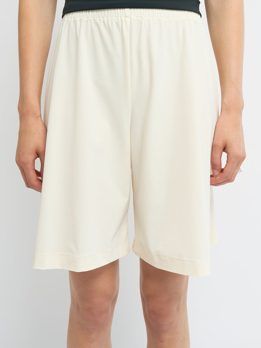 Wide Fit Shorts - Cream