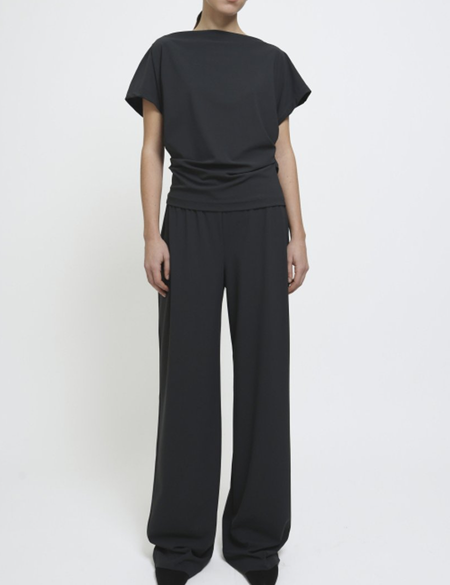 Reyem-Wide-Fit-Pants-Charcoal-Full-Body-Front.png
