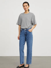 Skall Studio Andy Oversized Tee Grau Model Frontansicht