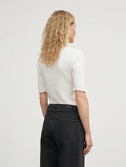 Skall Studio Edie Tee T-Shirt Weiß Modelbild Backansicht