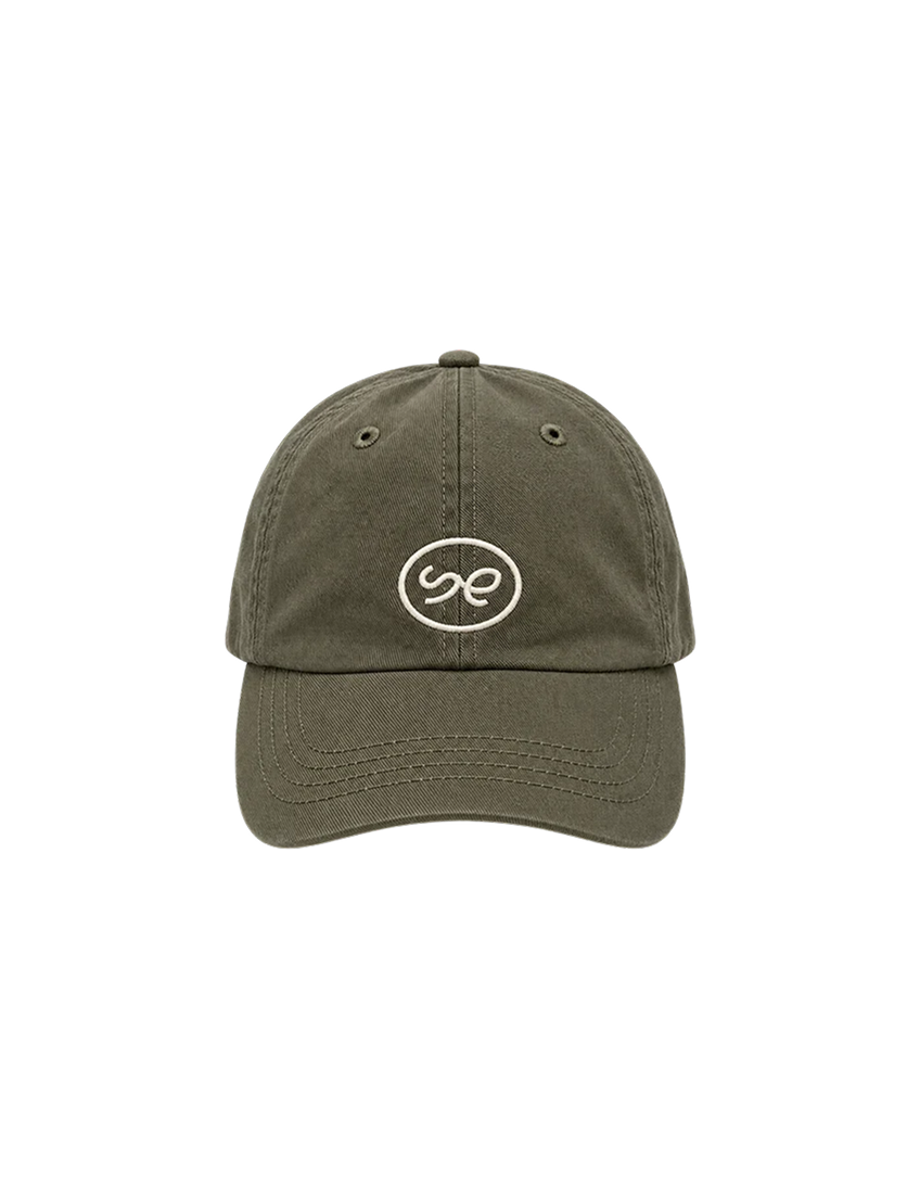 Studio-Easy-Cap-Freisteller_0a54e072-c34d-4d6e-8db5-03a18242bdd2.png