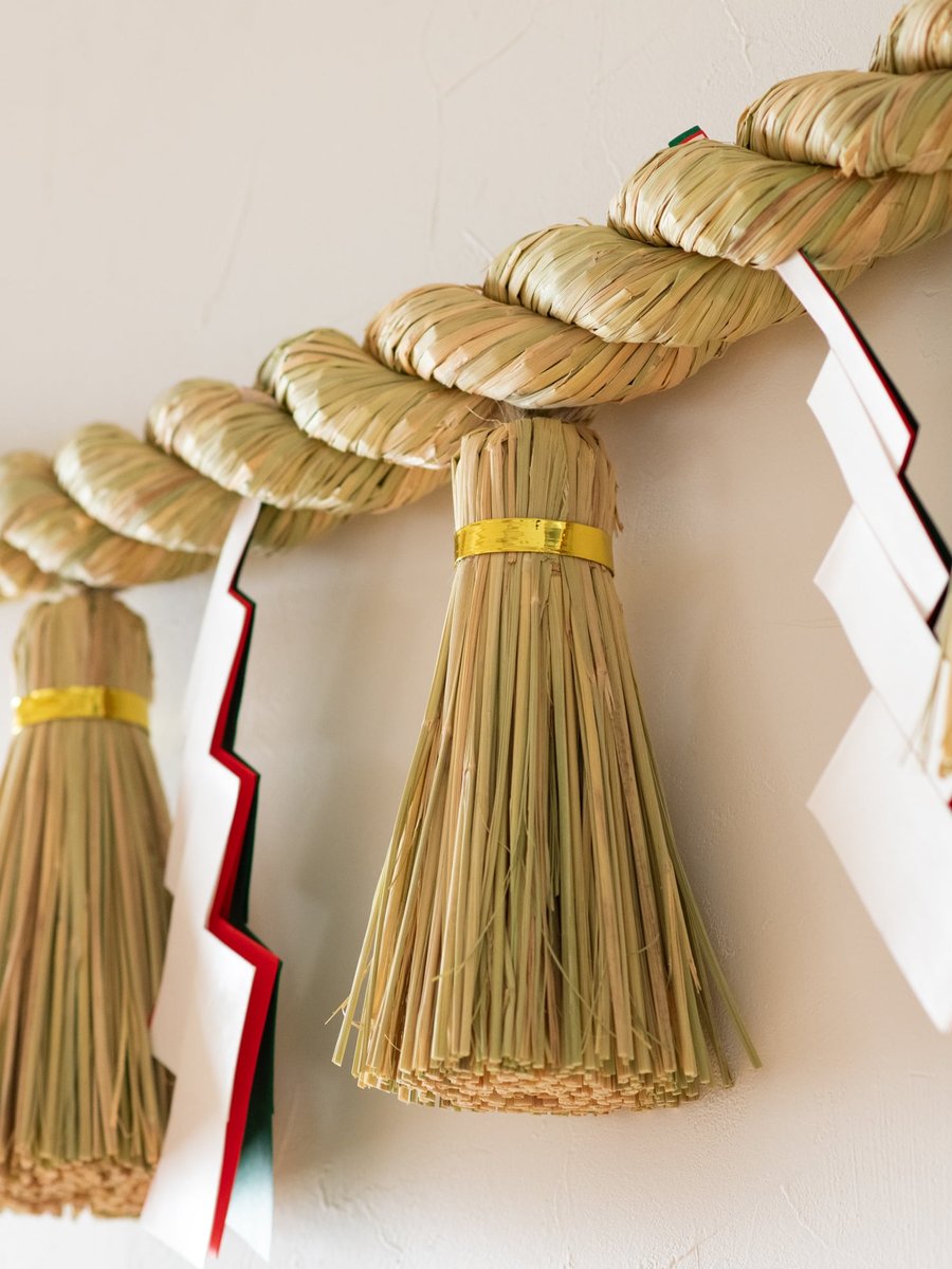 Sanbonbusa Shimenawa – Handwoven Straw Amulet
