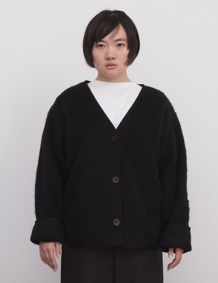 Baserange Enki Jacket Black – Produktbild