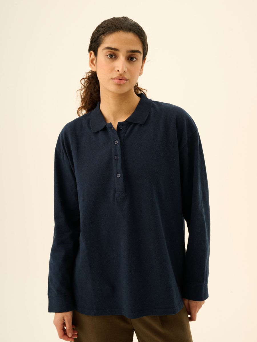 Rue de Tokyo Tenna Polo Dark Navy – Produktbild