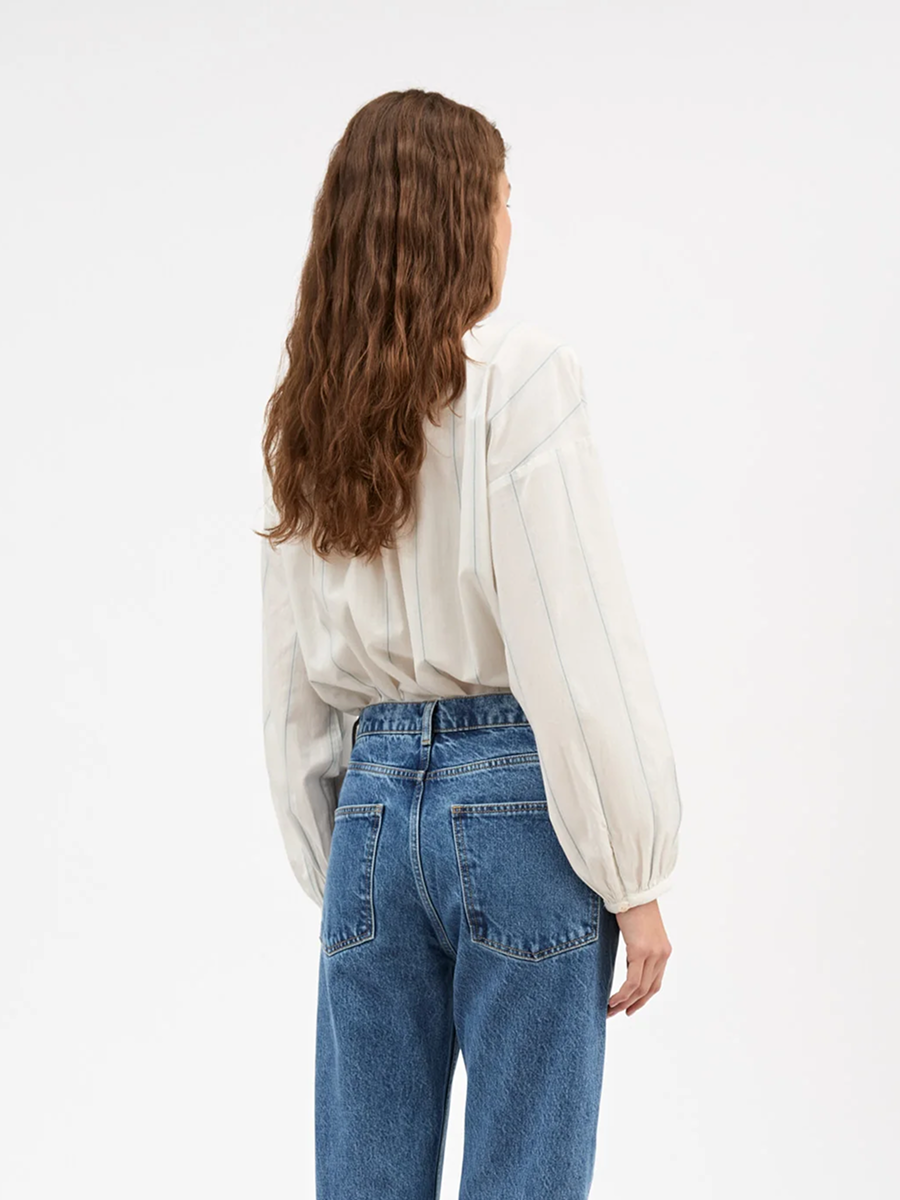 Skall Studio Cilla Shirt White/Navy Stripe – Produktbild