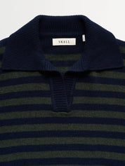 Skall Studio Dean V-Neck Navy Green Stripe – Detailbild 2