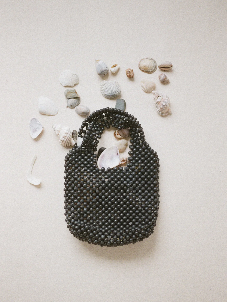 Zulu & Zephyr Small Beaded Bucket Bag Black – Detailbild 1